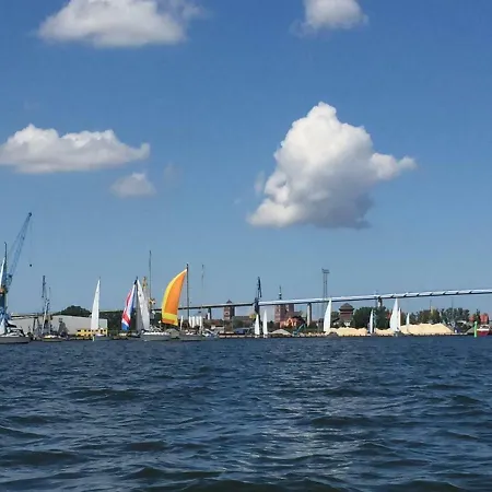 Appartement Gartenidyll Insel Ruegen Poppelvitz Bei